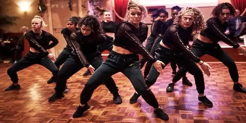 Cools Dance & Events youngadults 837x419x1 1.837x419x1